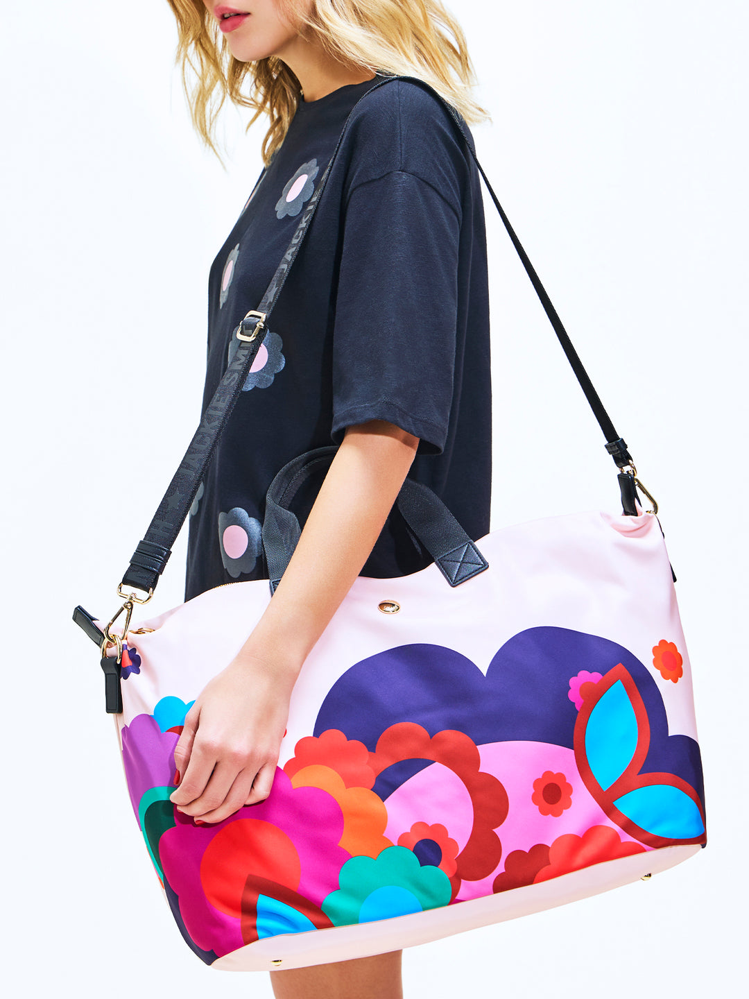 Dear Travel Bag in Bloom