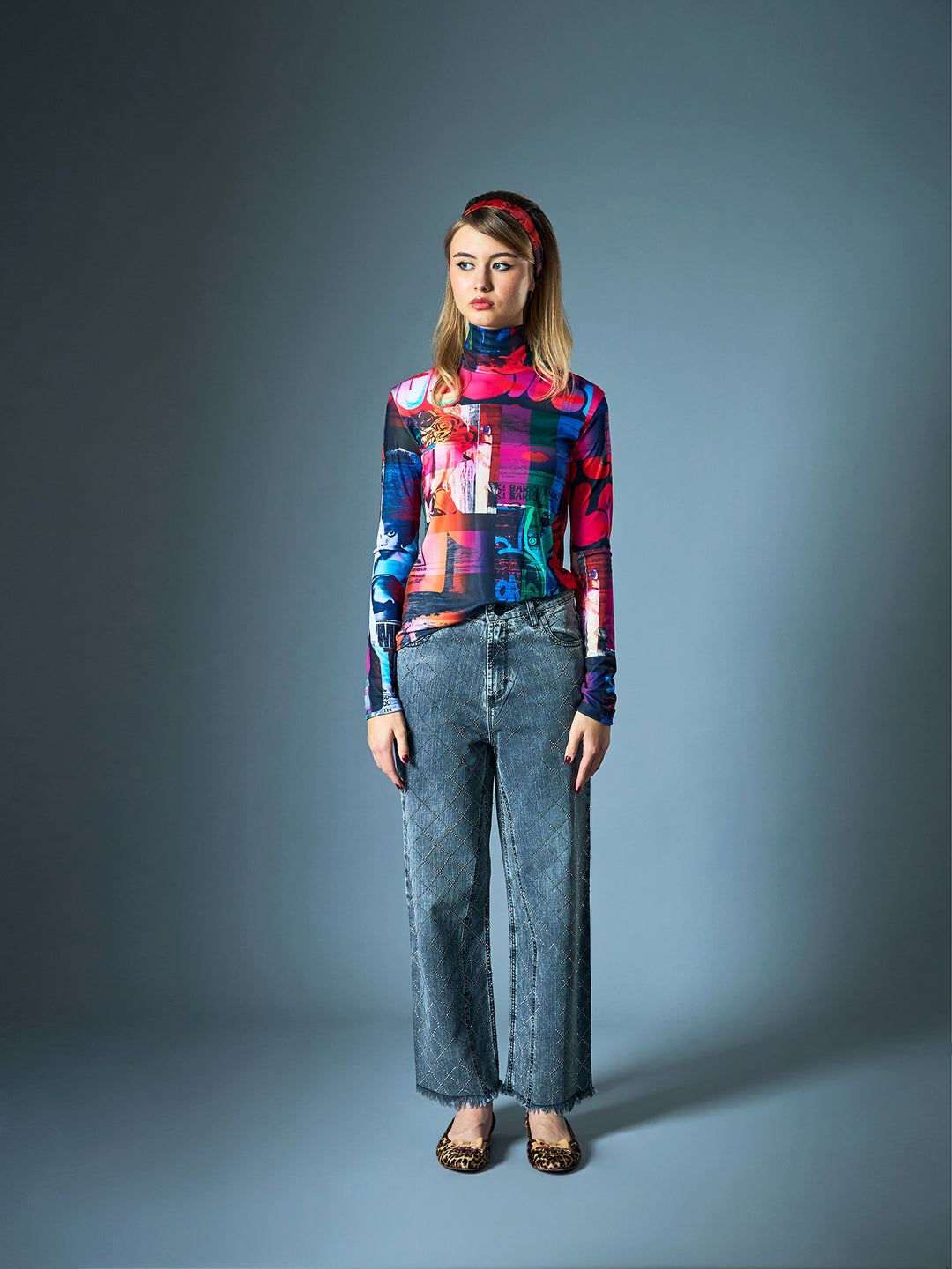Rhinestone Hotfix Wide-Leg Jeans