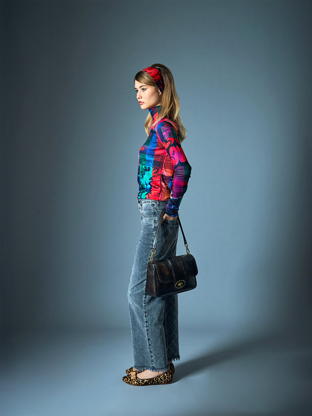 Rhinestone Hotfix Wide-Leg Jeans