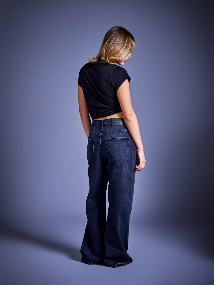 Relaxed high-rise wide-leg jeans