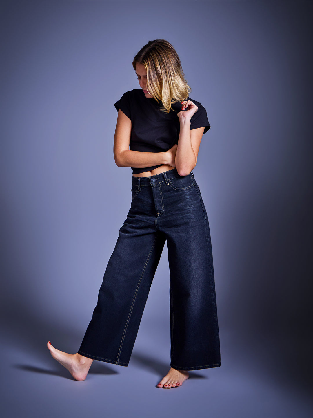 Mid-Rise Wide Leg Jeans