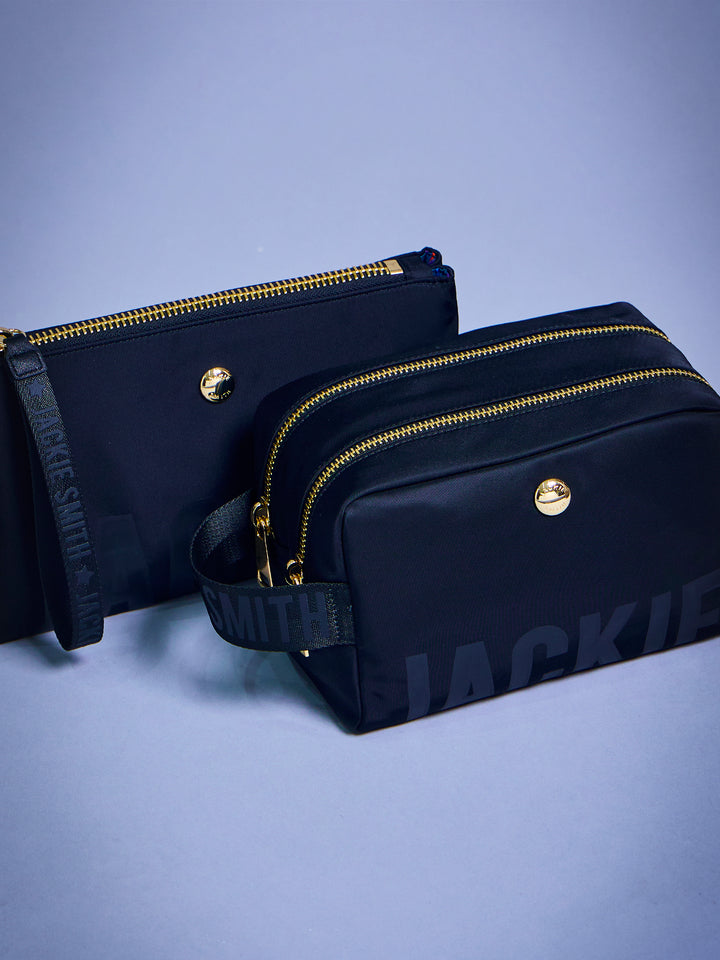 Dear Pouch
