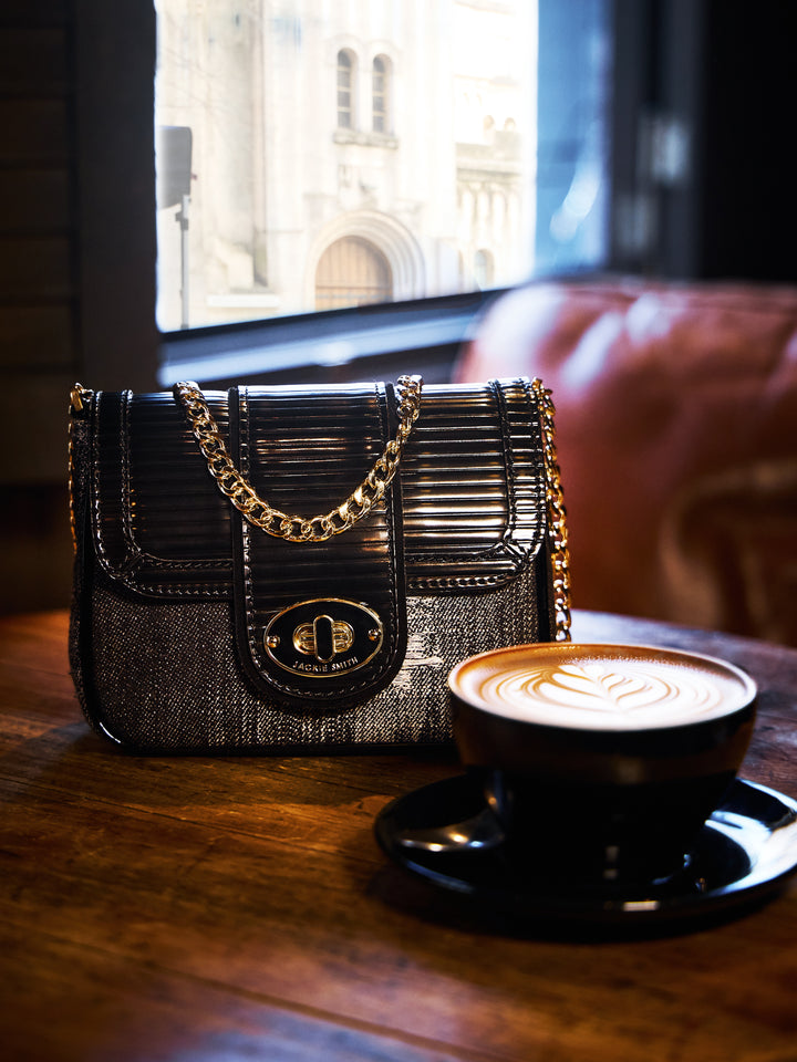 Antonia Limited Edition